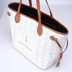 Handmade purse and pouch out of PU leather in California